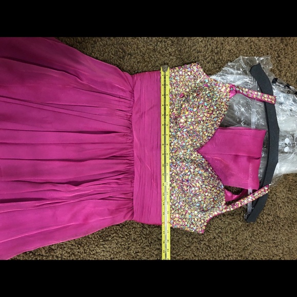 COLORS Pink Bedazzled Homecoming Dress - Picture 5 of 7